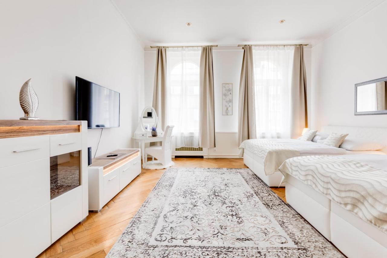 Wenceslass Square Royal Residence Apartments プラハ エクステリア 写真