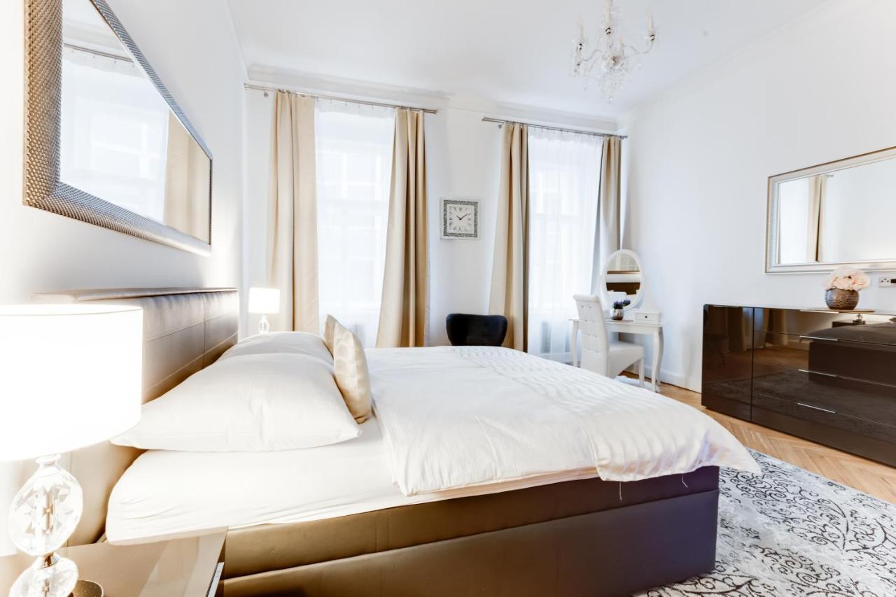 Wenceslass Square Royal Residence Apartments プラハ エクステリア 写真