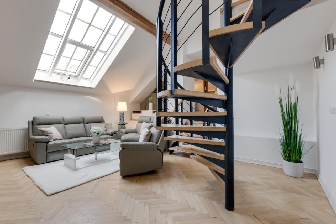 Wenceslass Square Royal Residence Apartments プラハ エクステリア 写真