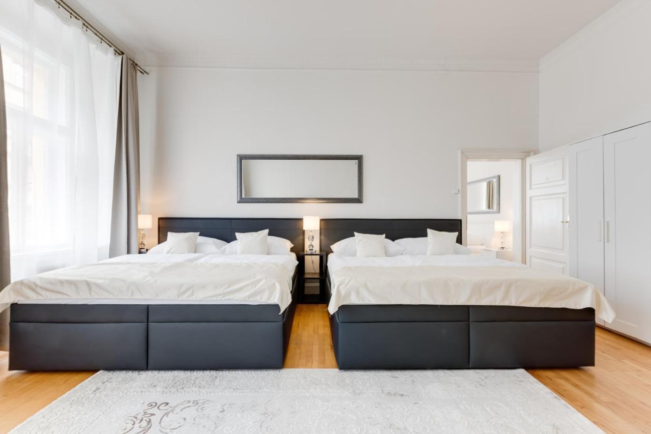 Wenceslass Square Royal Residence Apartments プラハ エクステリア 写真