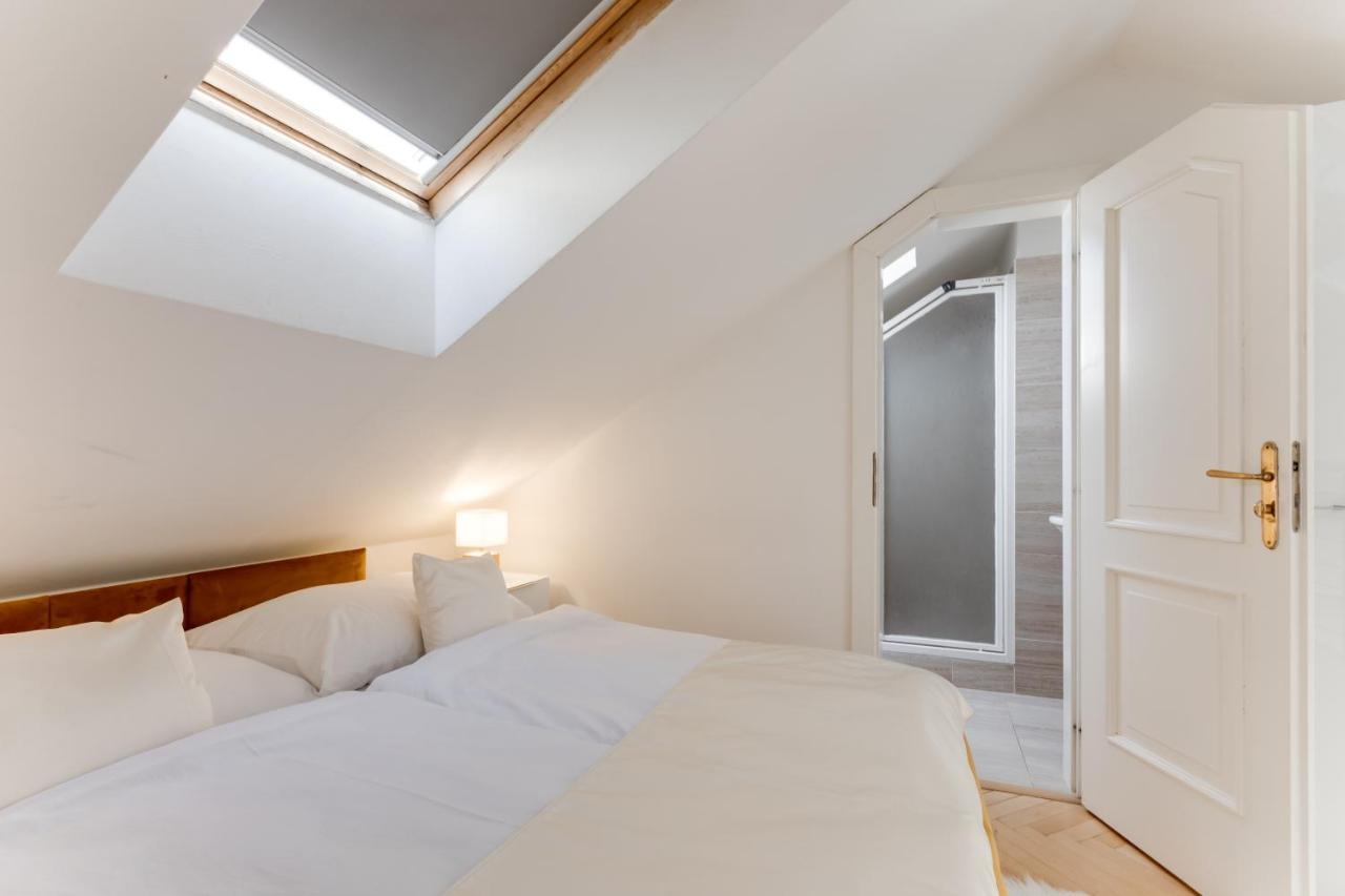 Wenceslass Square Royal Residence Apartments プラハ エクステリア 写真